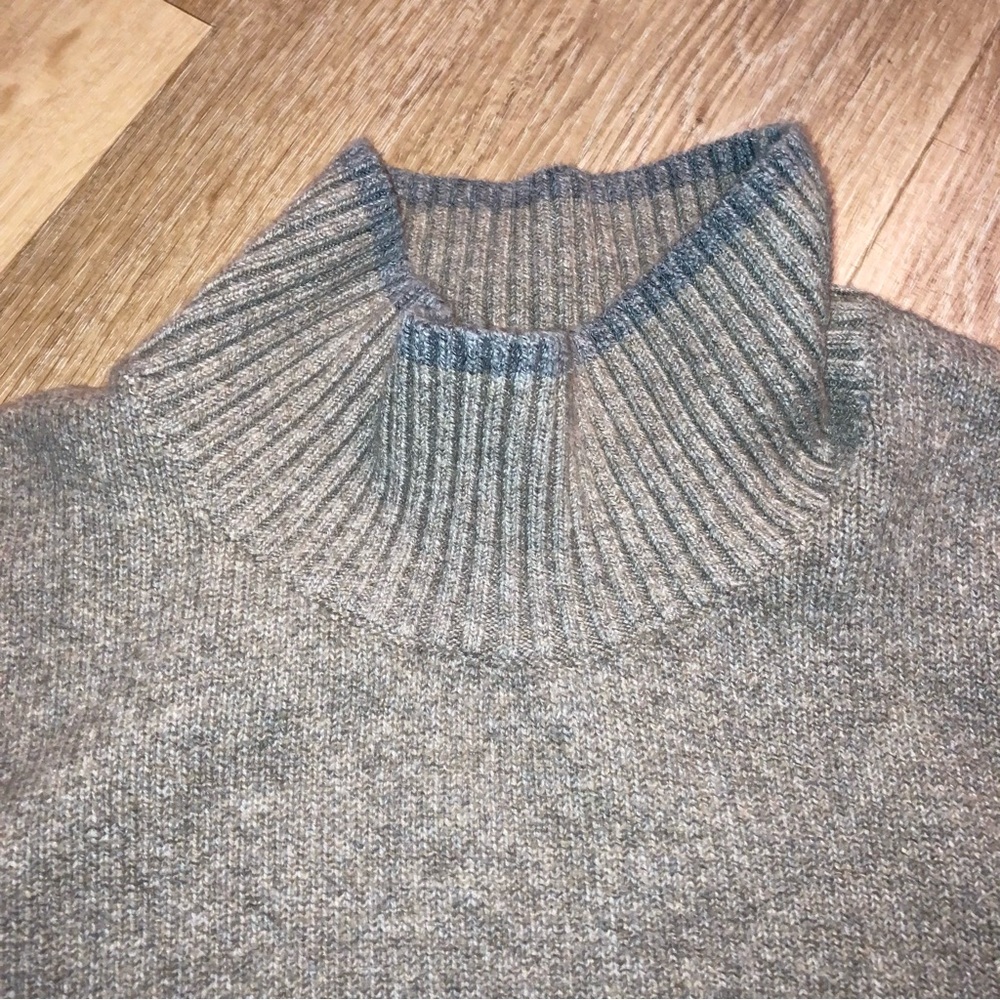 Banana Republic Men’s Turtleneck Sweater |Grey | Size XL - Picture 6 of 13